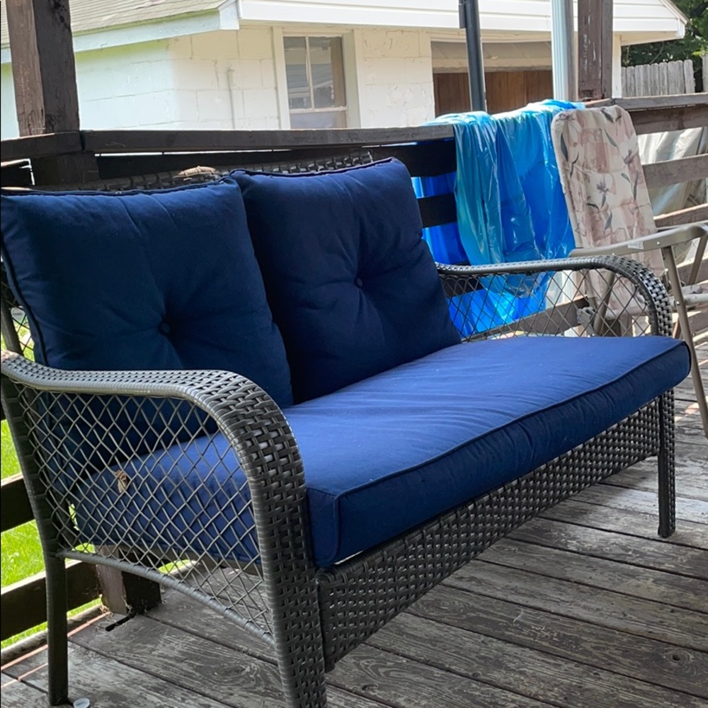 Meet your Posher, Davorris